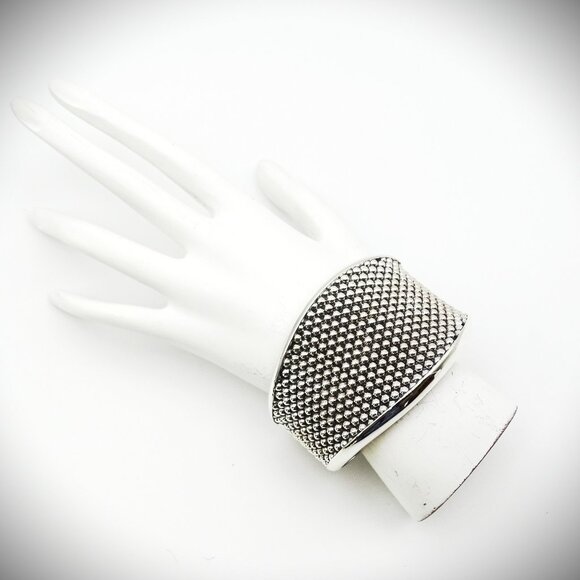 LAGOS Gorgeous Caviar Collection Sterling Silver Hinged Heavy Bracelet Size M - Picture 10 of 12